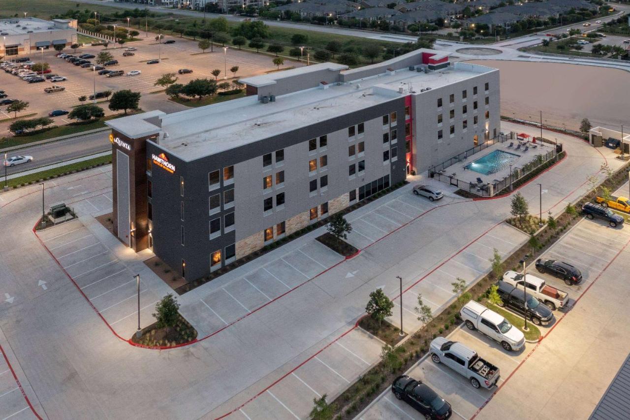 La Quinta Inn & Suites By Wyndham Pflugerville Exterior foto